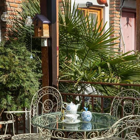 Tatin - Hotel & Cafe In Mtsʼkhetʼa Екстериор снимка